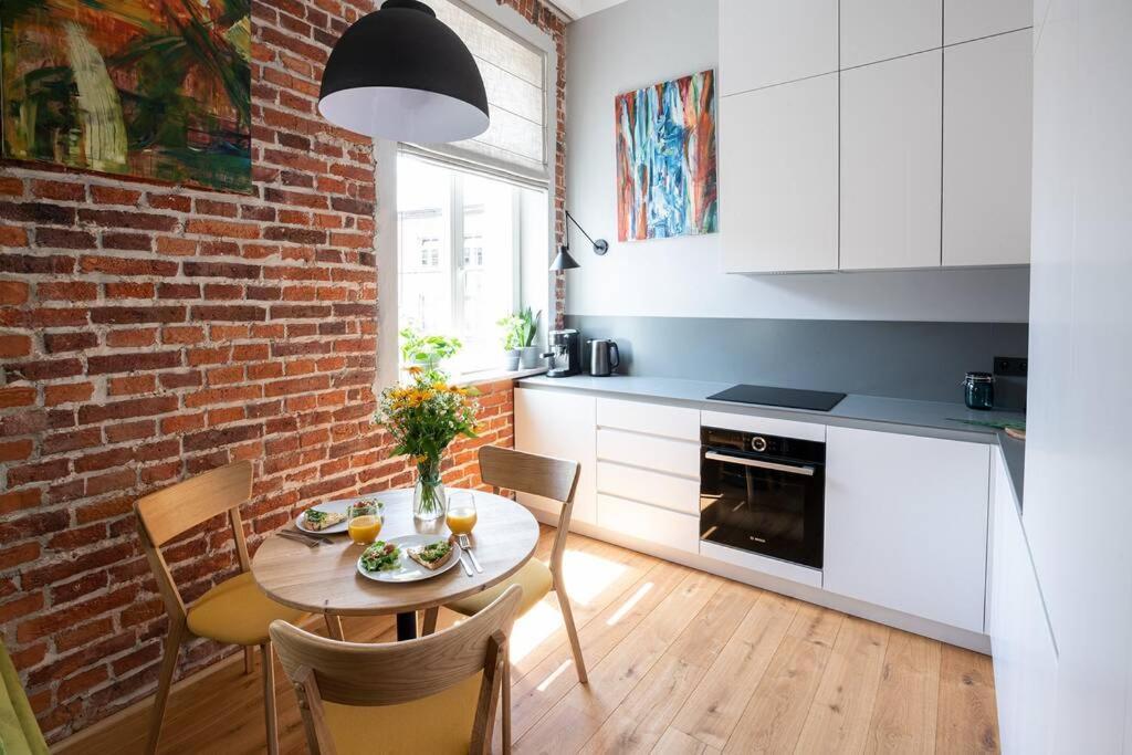 Elegant Apartment Luminis In Krakow'S Old City エクステリア 写真