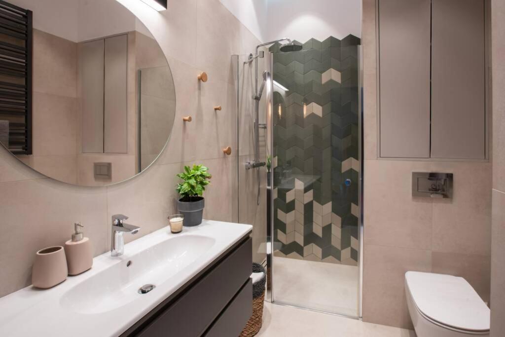 Elegant Apartment Luminis In Krakow'S Old City エクステリア 写真